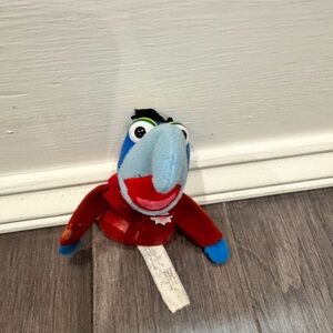 VINTAGE The Muppets Gonzo Red and Blue Stuffed Animal Toy Finger Puppet Kids